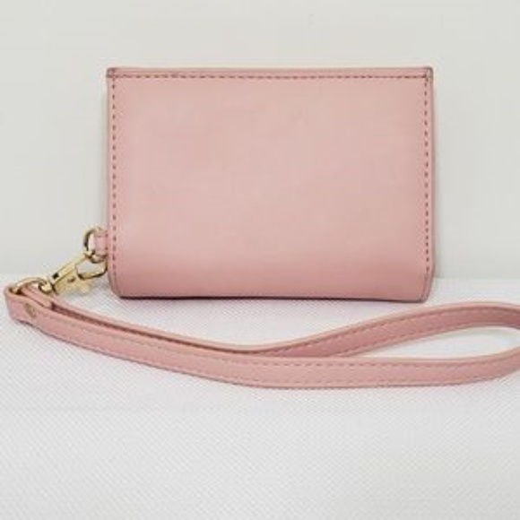 ♡Wristlet pink with floral interior *HM or MH initials *excellent condition - Picture 5 of 6